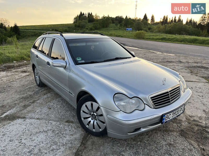 Универсал Mercedes-Benz C-Class 2003 в 