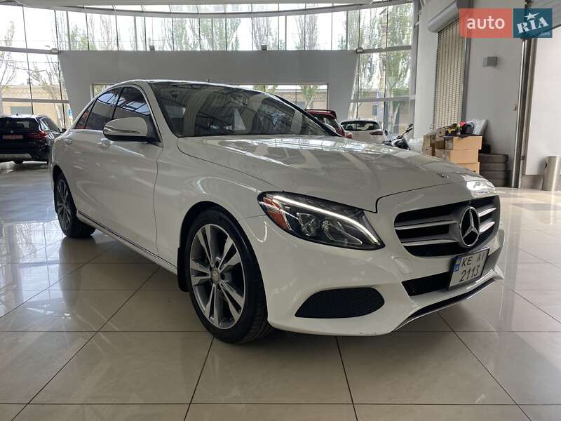 Седан Mercedes-Benz C-Class 2015 в 