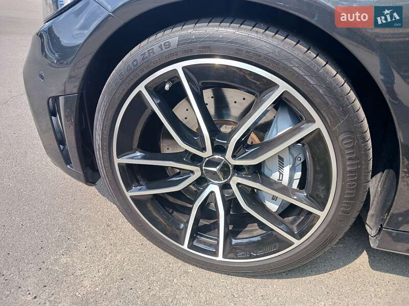 Универсал Mercedes-Benz C-Class 2019 в Киеве