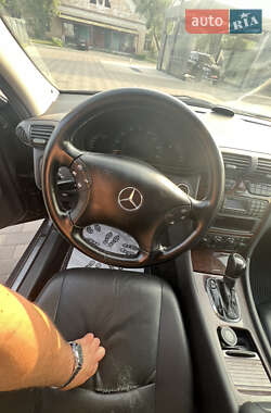 Седан Mercedes-Benz C-Class 2003 в 