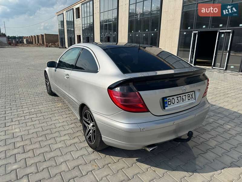 Купе Mercedes-Benz C-Class 2003 в Тернополе