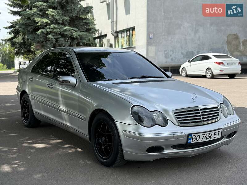 Седан Mercedes-Benz C-Class 2000 в Ровно
