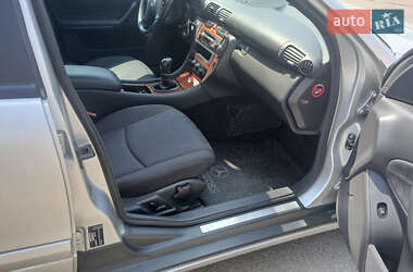 Седан Mercedes-Benz C-Class 2001 в 