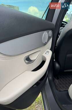 Седан Mercedes-Benz C-Class 2015 в 