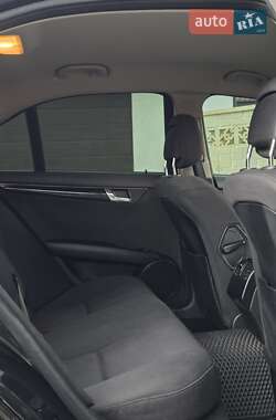 Седан Mercedes-Benz C-Class 2010 в 