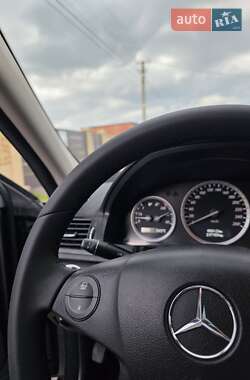 Седан Mercedes-Benz C-Class 2010 в 