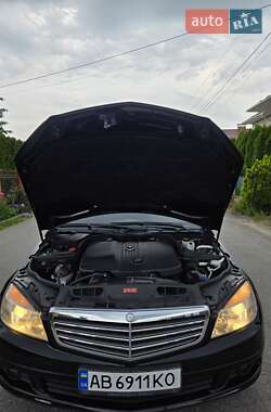 Седан Mercedes-Benz C-Class 2010 в 