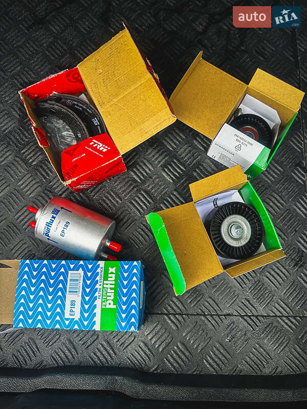 Седан Mercedes-Benz C-Class 2004 в Тернополі