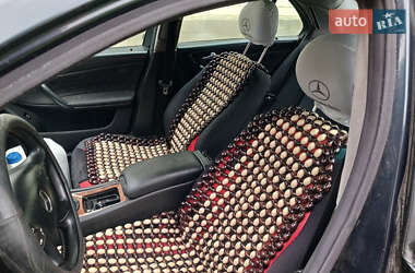 Универсал Mercedes-Benz C-Class 2001 в 