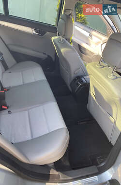 Седан Mercedes-Benz C-Class 2008 в 