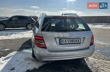 Універсал Mercedes-Benz C-Class 2011 в 