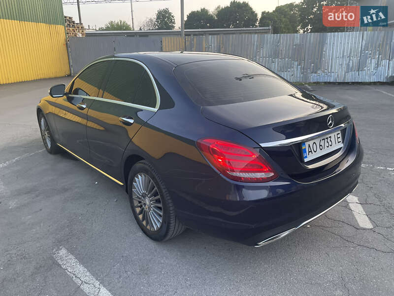 Седан Mercedes-Benz C-Class 2015 в Ужгороді