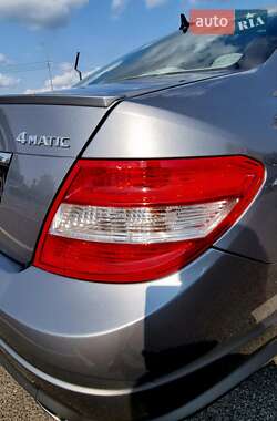 Седан Mercedes-Benz C-Class 2011 в 