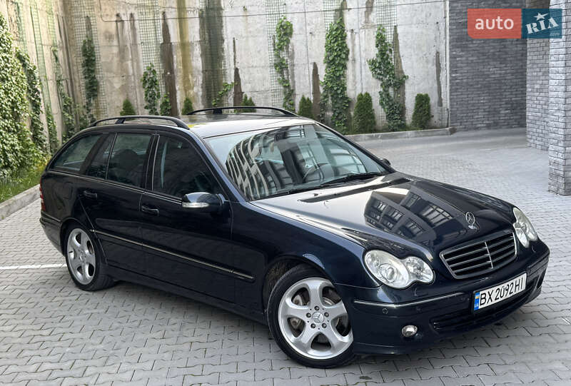 Універсал Mercedes-Benz C-Class 2004 в Хмельницькому
