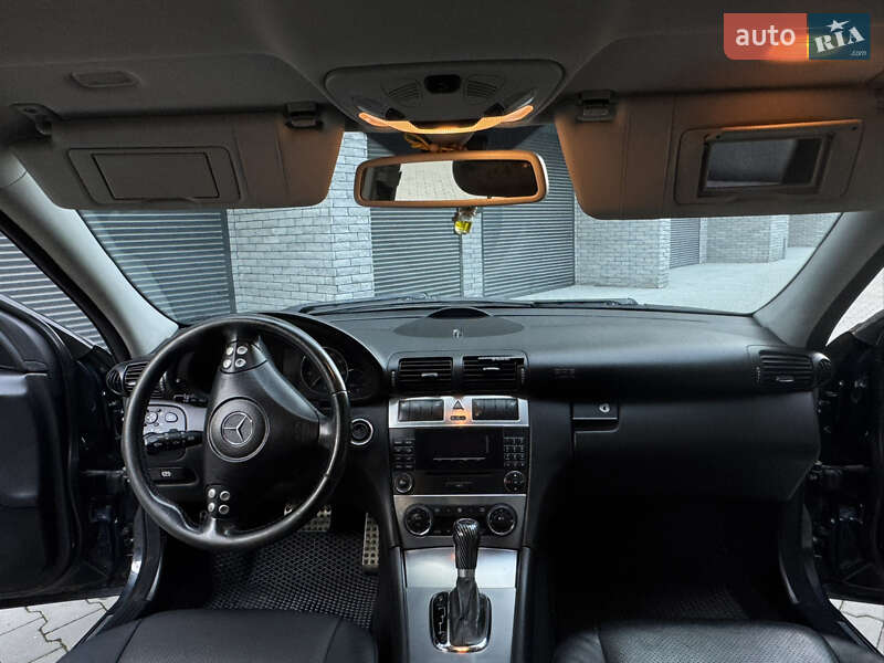 Універсал Mercedes-Benz C-Class 2004 в Хмельницькому