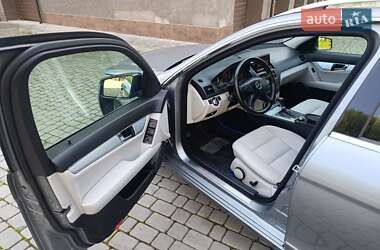 Универсал Mercedes-Benz C-Class 2010 в 