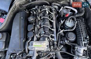 Купе Mercedes-Benz C-Class 2006 в 