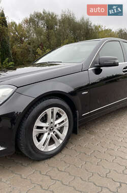 Седан Mercedes-Benz C-Class 2012 в 