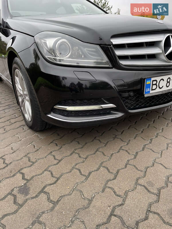 Седан Mercedes-Benz C-Class 2012 в Бродах фото 11 Седан Mercedes-Benz C-Class 2012 в Бродах
