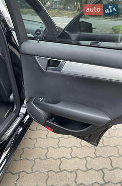 Седан Mercedes-Benz C-Class 2012 в 