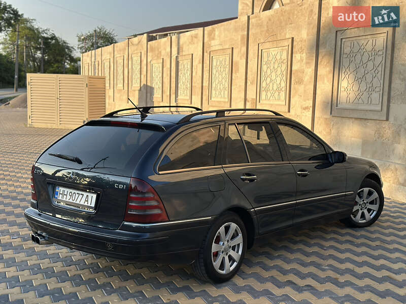 Универсал Mercedes-Benz C-Class 2002 в Измаиле