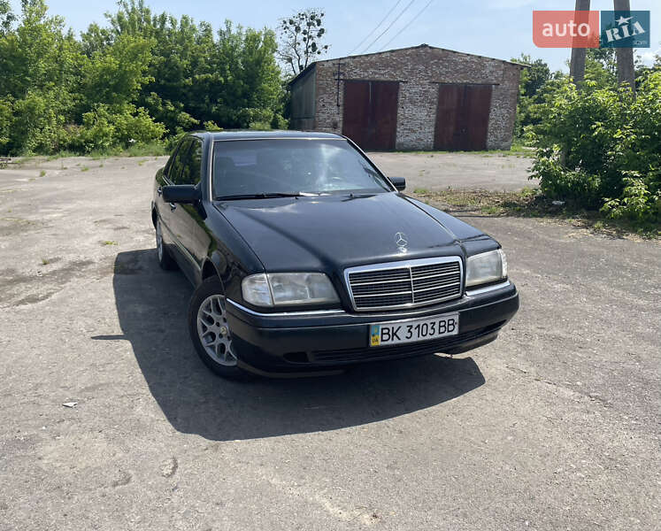 Седан Mercedes-Benz C-Class 1995 в 