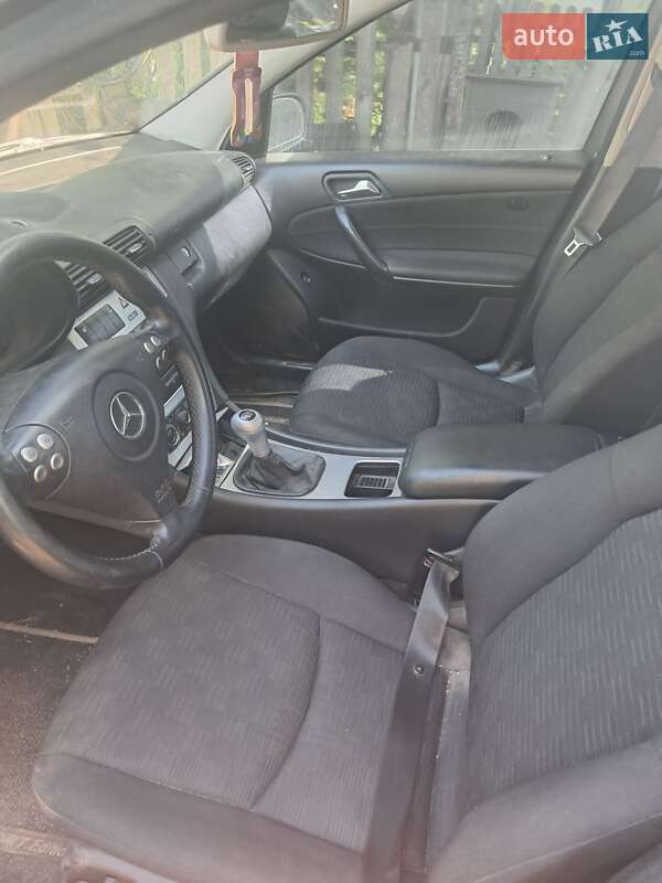 Седан Mercedes-Benz C-Class 2005 в Умані фото 4 Седан Mercedes-Benz C-Class 2005 в Умані