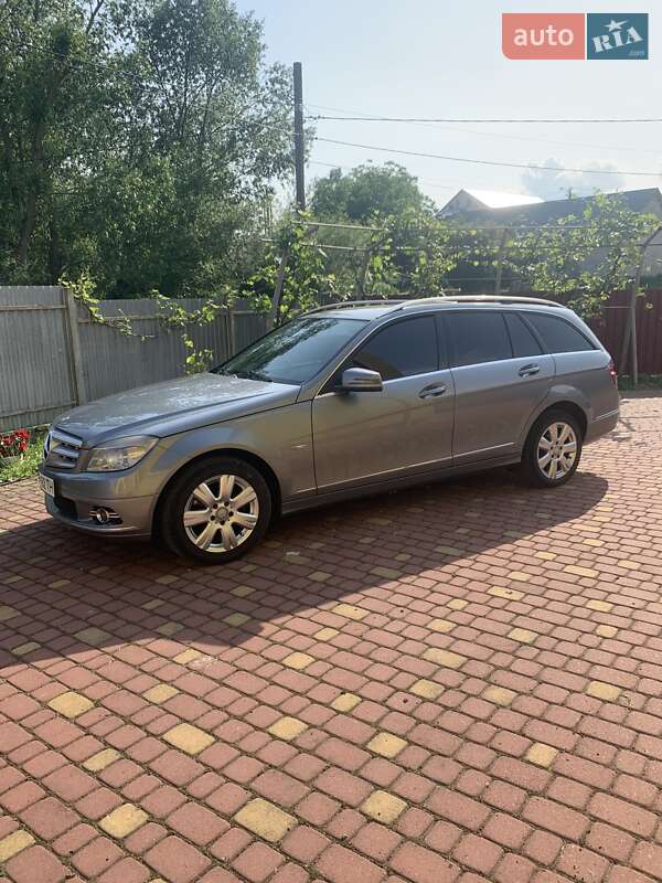 Универсал Mercedes-Benz C-Class 2010 в Львове фото 6 Универсал Mercedes-Benz C-Class 2010 в Львове
