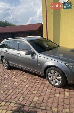 Универсал Mercedes-Benz C-Class 2010 в Львове