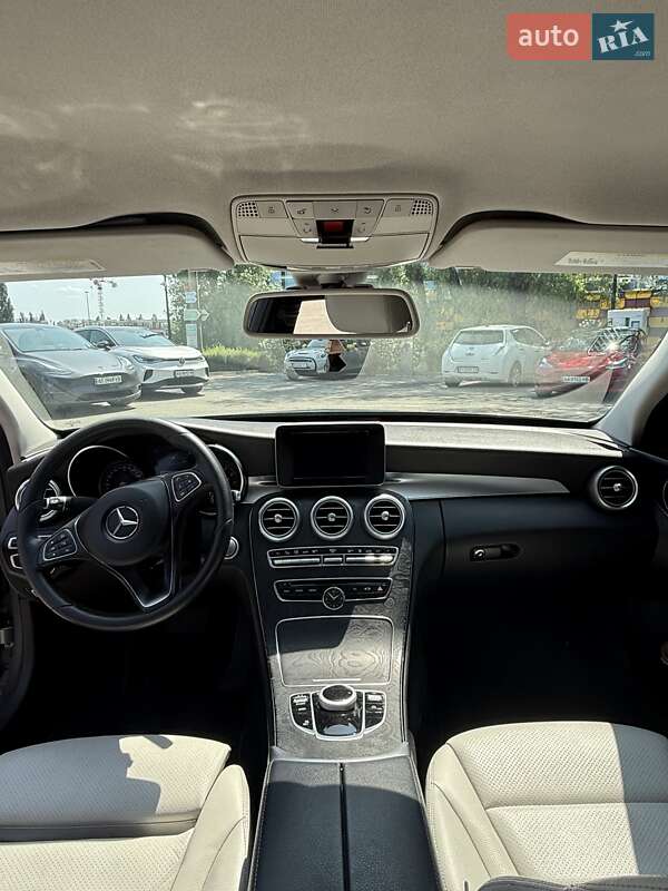 Mercedes-Benz C-Class 2017