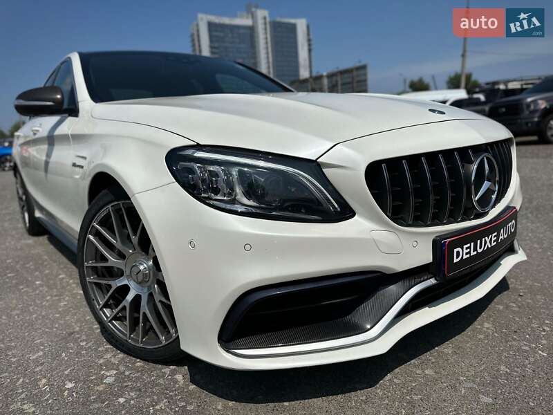 Седан Mercedes-Benz C-Class 2019 в Киеве