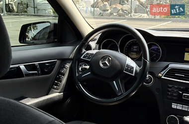 Седан Mercedes-Benz C-Class 2011 в 
