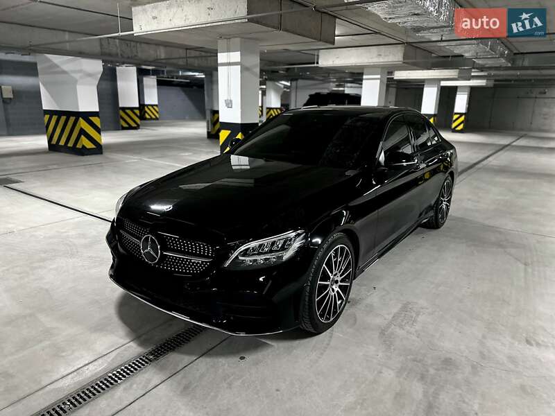 Седан Mercedes-Benz C-Class 2018 в Дніпрі