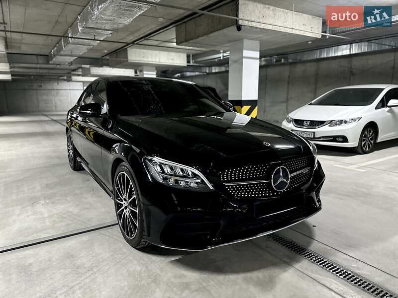 Седан Mercedes-Benz C-Class 2018 в Дніпрі