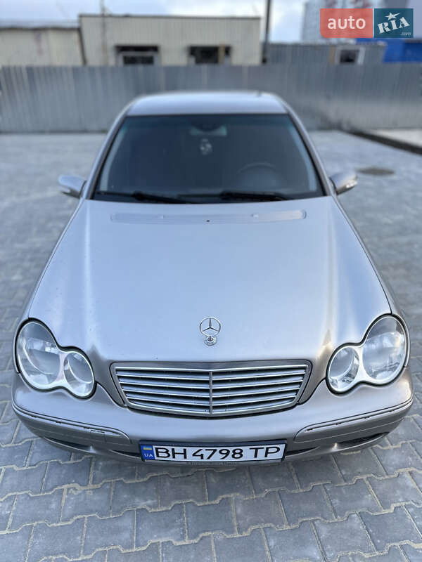 Седан Mercedes-Benz C-Class 2003 в Одесі