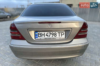 Седан Mercedes-Benz C-Class 2003 в 