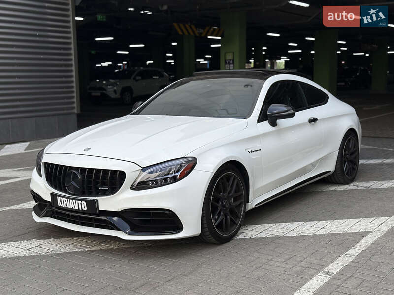 Купе Mercedes-Benz C-Class 2019 в 