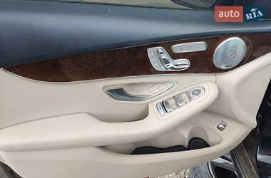 Седан Mercedes-Benz C-Class 2016 в 