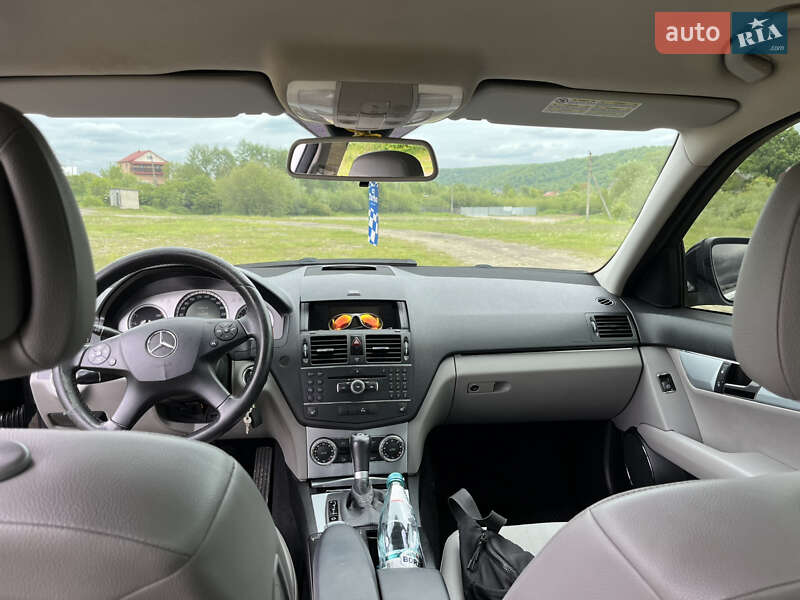 Седан Mercedes-Benz C-Class 2008 в Одессе фото 18 Седан Mercedes-Benz C-Class 2008 в Одессе