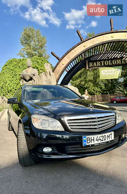 Универсал Mercedes-Benz C-Class 2010 в 