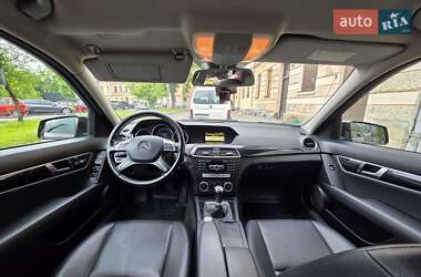 Универсал Mercedes-Benz C-Class 2011 в 