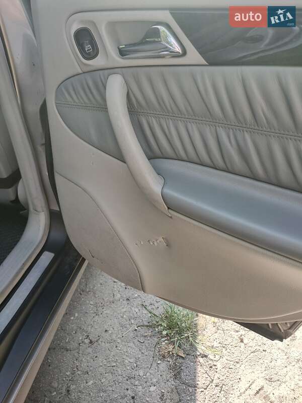 Седан Mercedes-Benz C-Class 2005 в Белой Церкви