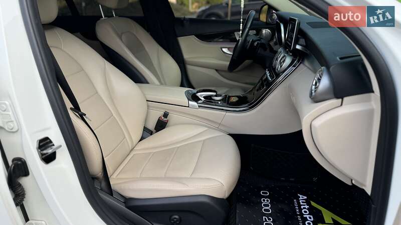 Седан Mercedes-Benz C-Class 2016 в Киеве