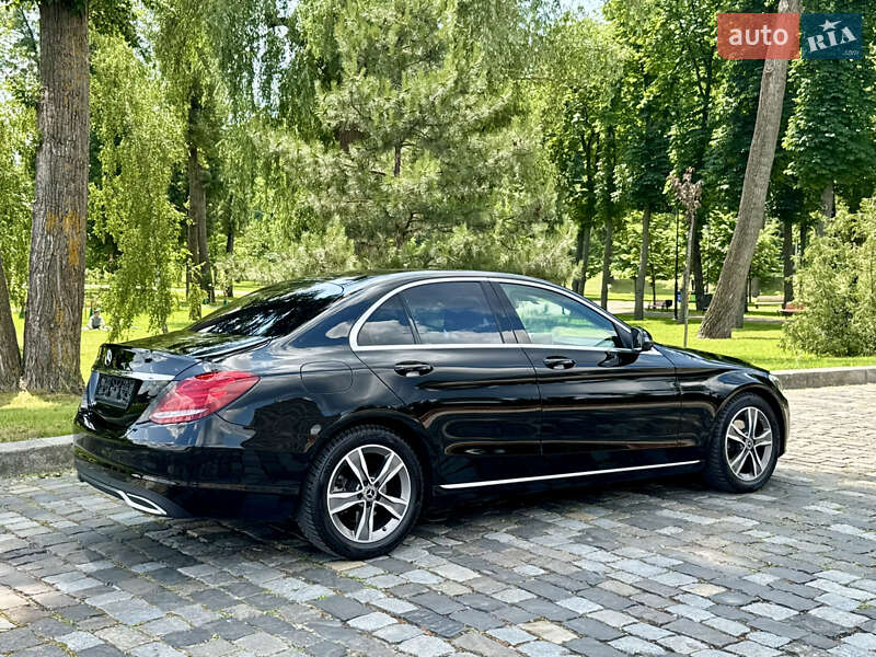 Седан Mercedes-Benz C-Class 2015 в Києві
