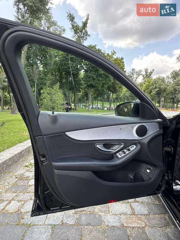 Седан Mercedes-Benz C-Class 2015 в Києві