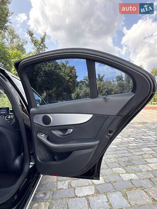 Седан Mercedes-Benz C-Class 2015 в Києві