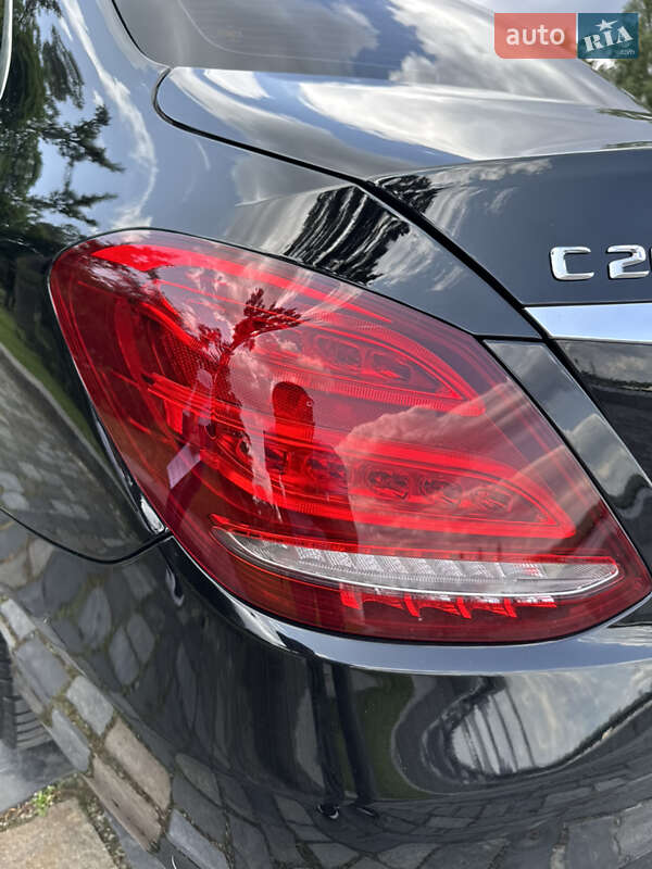 Седан Mercedes-Benz C-Class 2015 в Києві