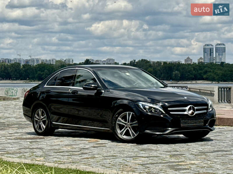 Седан Mercedes-Benz C-Class 2015 в Києві
