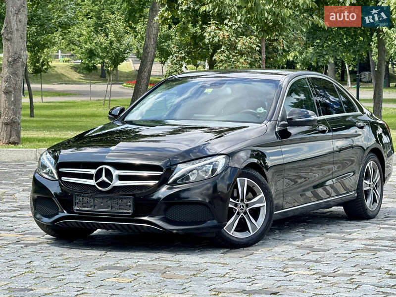 Седан Mercedes-Benz C-Class 2015 в Києві