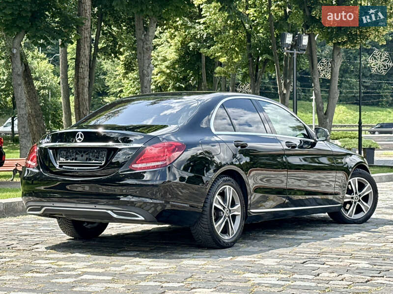 Седан Mercedes-Benz C-Class 2015 в Києві